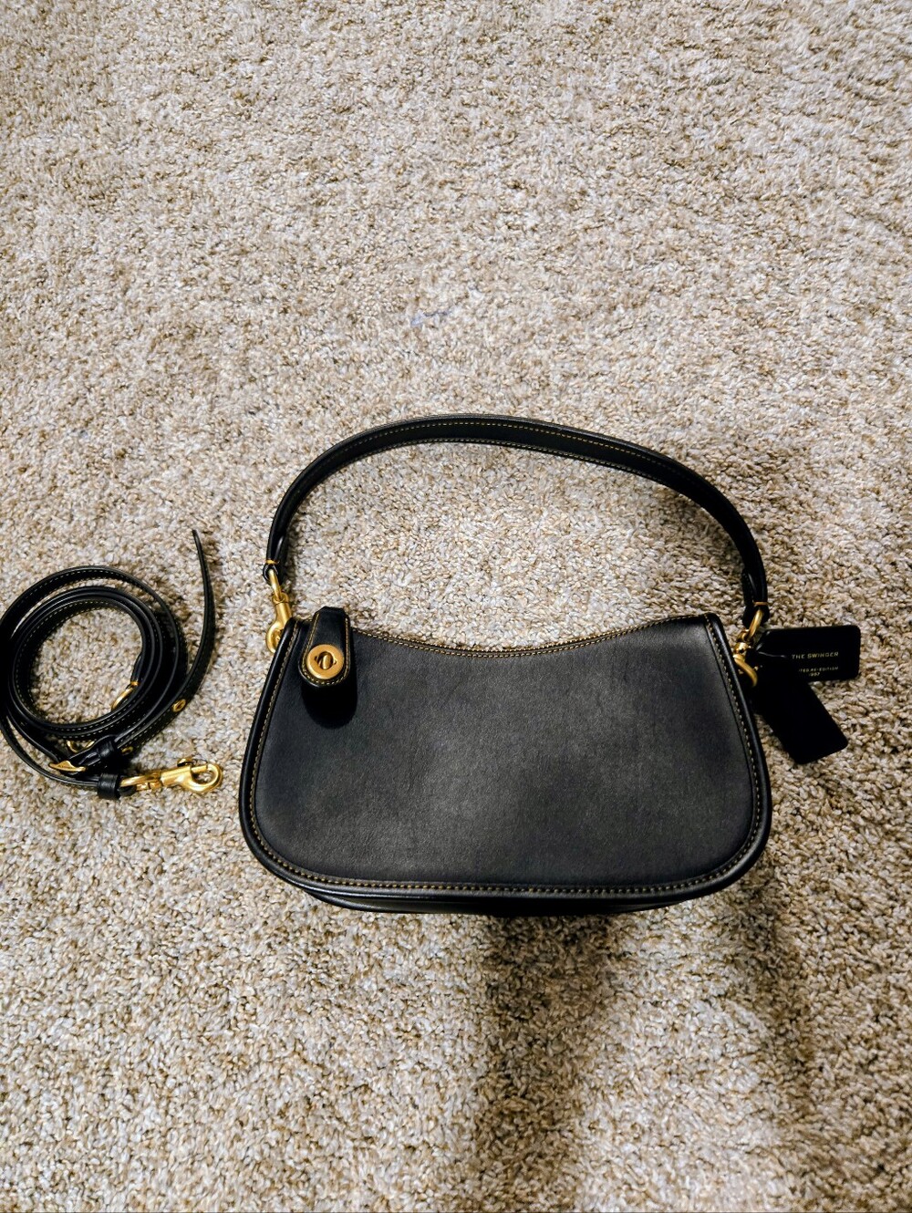 Coach Swinger Bag Re-edition In Black - Picture 7 of 12